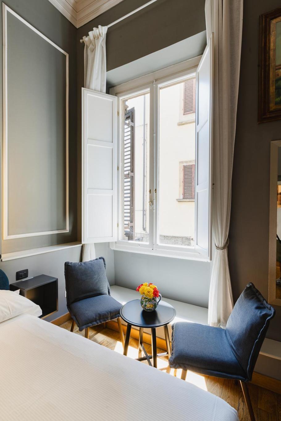 Am Collection Cavour Bed & Breakfast 4*